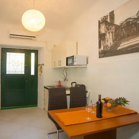 Silvana Apartment